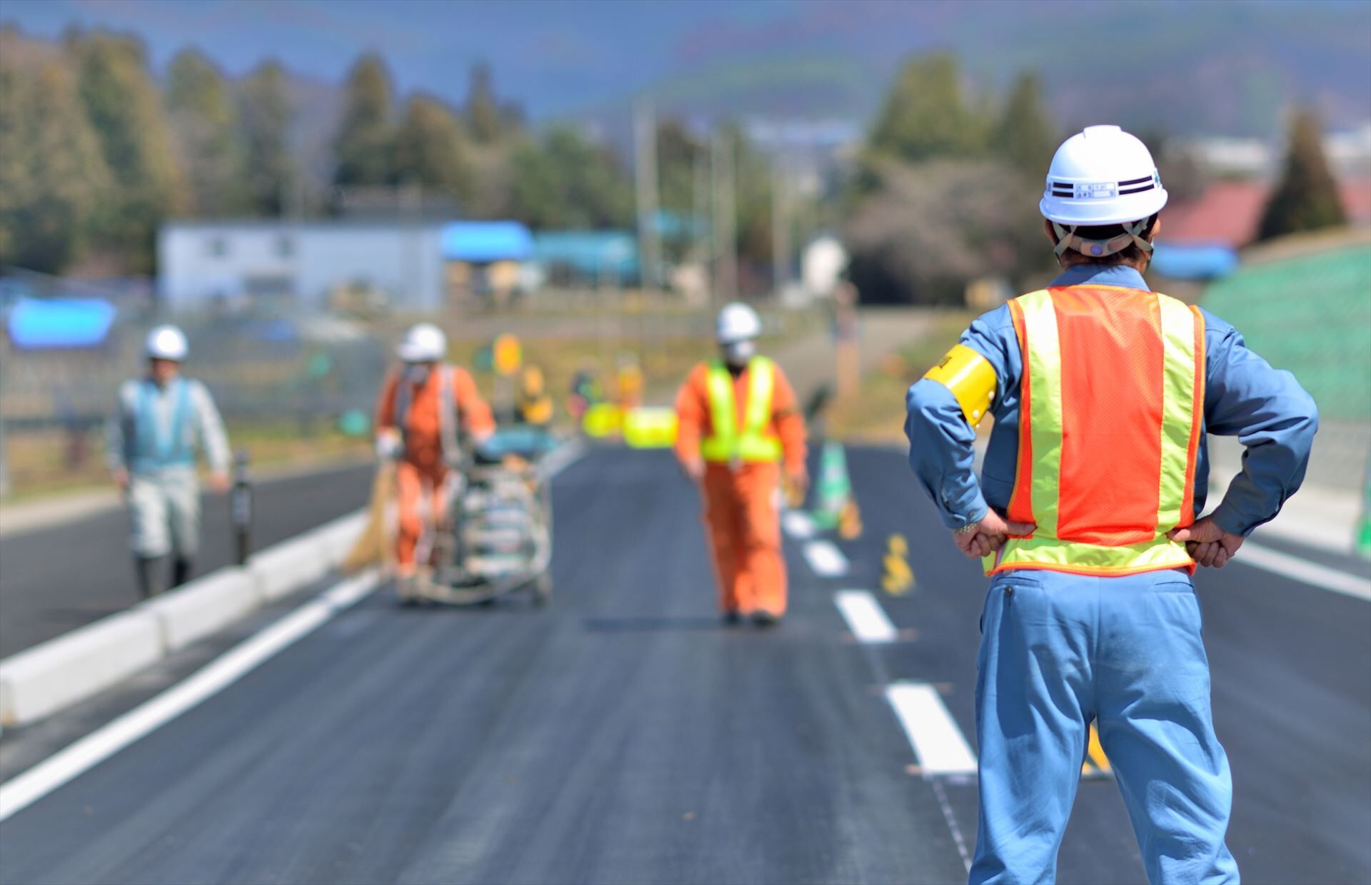 道路工事の現場監督